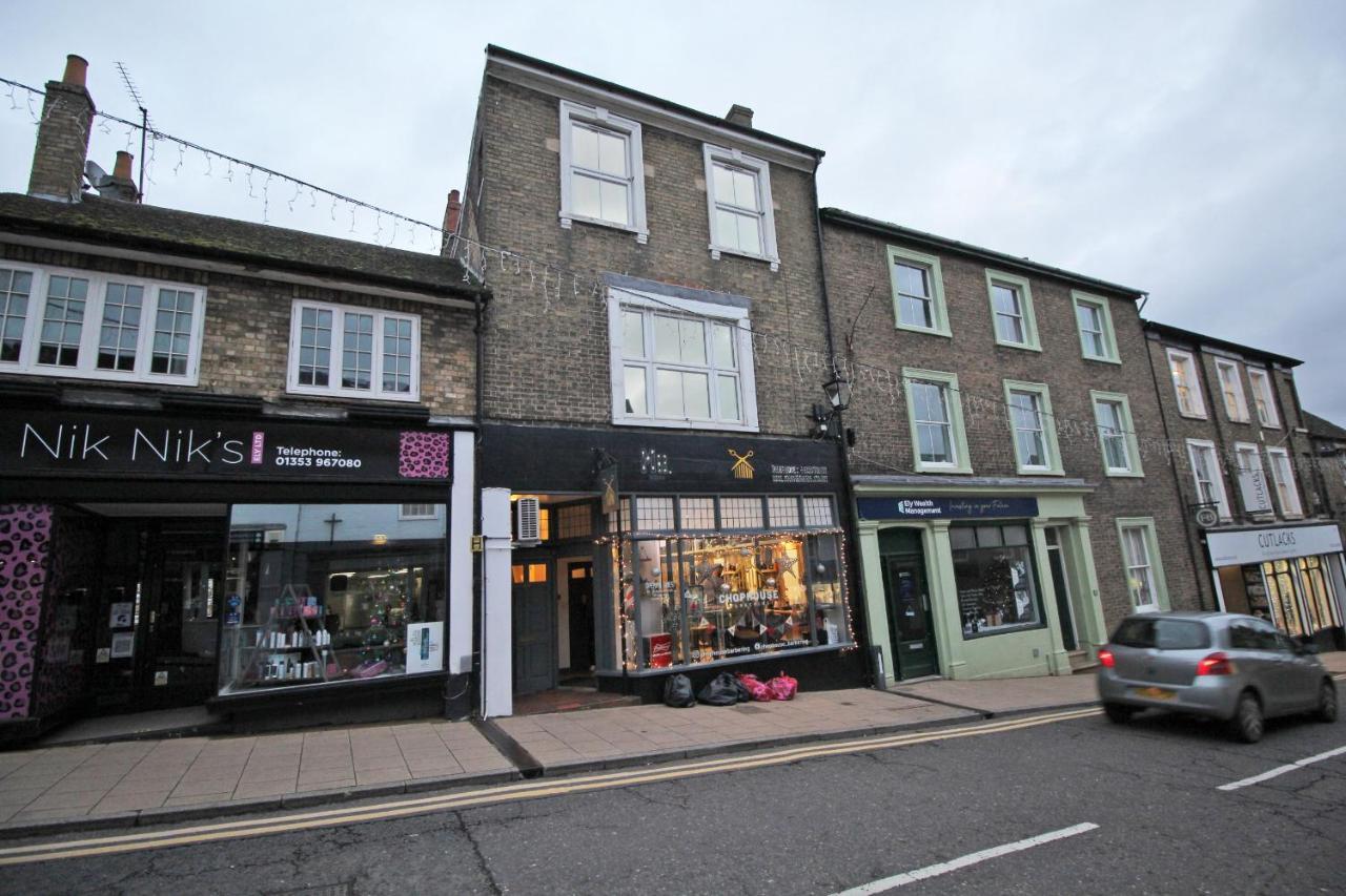 Lovely 1 Bed Serviced Apartment In Cambridgeshire Exterior foto