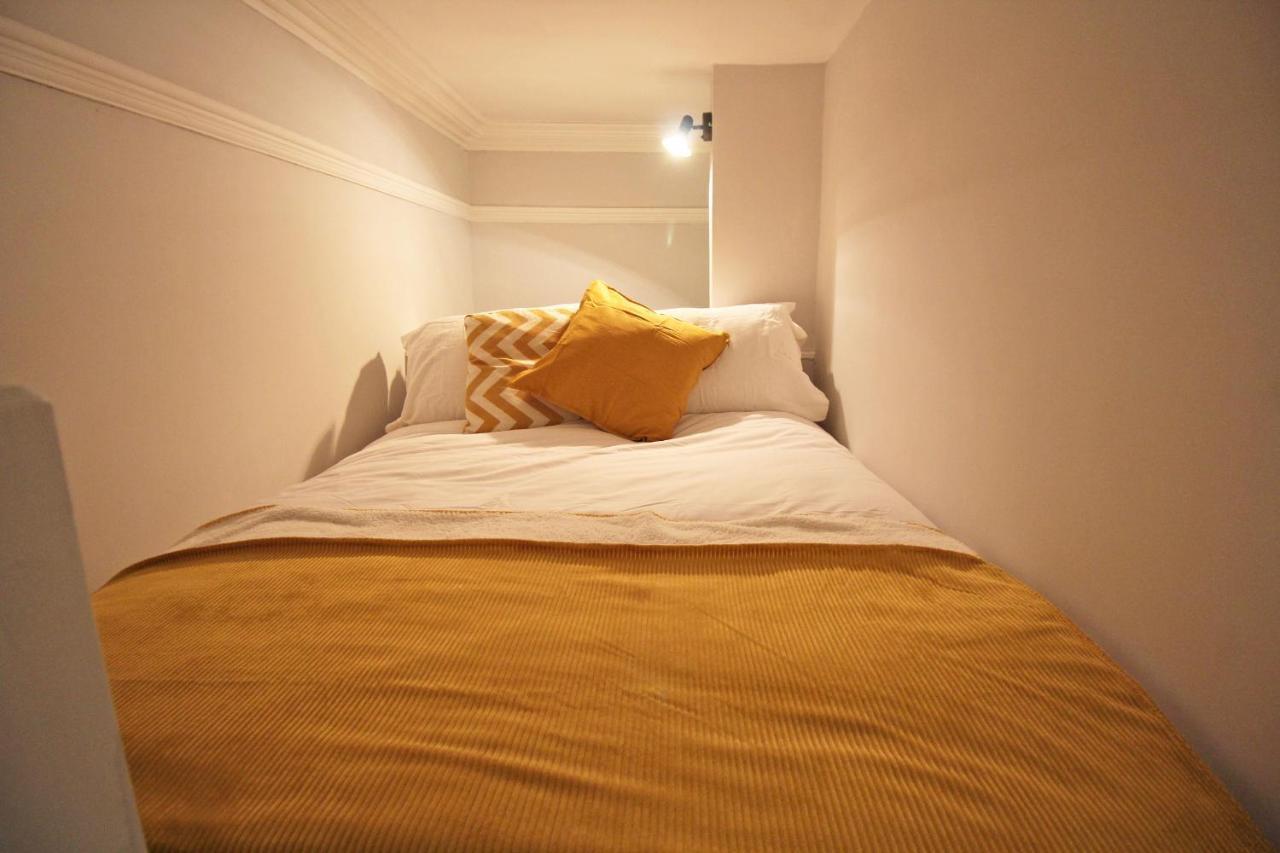 Lovely 1 Bed Serviced Apartment In Cambridgeshire Exterior foto
